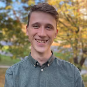 Do spoločenstvá chodíme, aby sme sa učili milovať - Oliver Udvardi | Podcast pod kláštorom #4