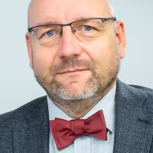 Andrej Žiarovský: Únava Ukrajiny a mýty a fakty o boľševickom prevrate v Rusku v roku 1917