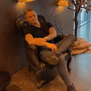 Z pouličního rváče podnikatelem - Tomáš Pácl (Champions Barber Poruba)