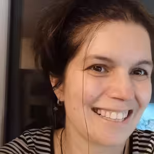 Kdo je vinen Lindy smrtí? A jak můžeme zkusit zabránit další tragédii?