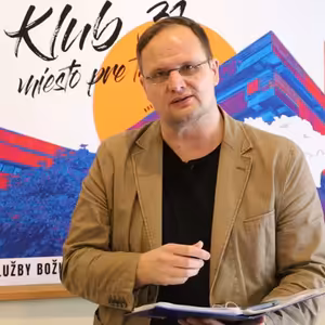 4 istoty bieleho kamienka