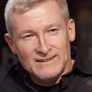 Potkávám prázdné tváře, chybí nám spiritualita, mladí by na sobě měli pracovat a mít pevnou vůli, říká Vácha