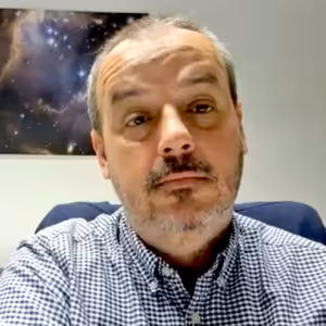 Ředitel hvězdárny Brno JIŘÍ DUŠEK - Co s námi dělají skvrny na Slunci a další dění ve vesmíru