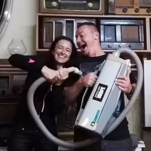 VYSAVAČ 023 - Lady Bikers Prague