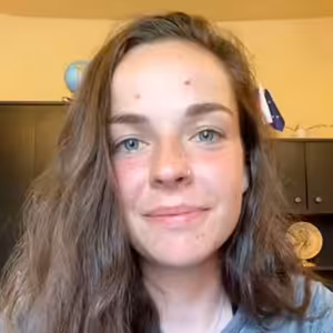 Z Havířova pěšky 2500 km za záchranu Banátu: Zpětně se směju, jak těžké to někdy je, chci se překonávat, říká studentka