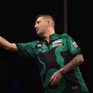 Polovina Premier League - Van Gerwen na houpačce a jak Wayne Mardle glosoval duel Cross-Aspinall