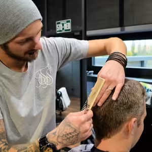 Jak podniká pánský holič Dalibor Strouhal