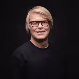 #13 David Karásek | mmcité