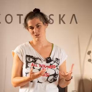 Eva Fraňková o udržitelném nerůstu a ekonomické lokalizaci