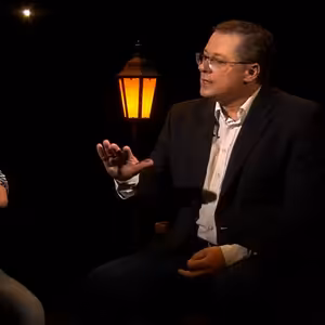 .pod lampou o rozklade Slovenska: Kto tu spúšťa kultúrne vojny?