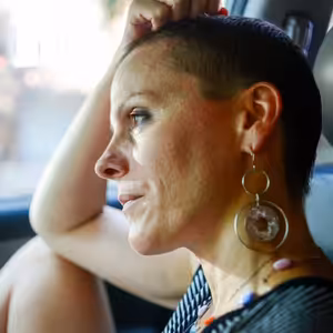 Fotila svůj příběh s rakovinou: Vaše tělo vás chce zabít, je těžké se s tím vyrovnat. Je to, jako když padáte, říká Rathkopf