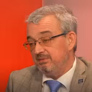 Kuloáry | Marek Benda (ODS): Výsledky práce politika jsou běžně vidět až roky po jeho období | 25. 3. 2025