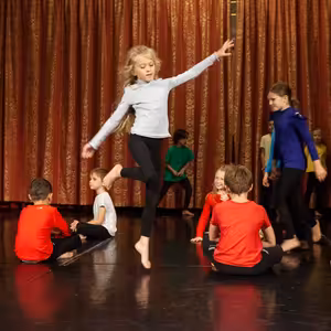 Děti na Pernerce tančily