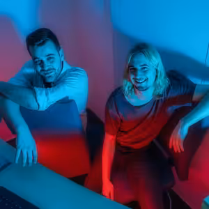 Reflektor #208: Polední úsměvy