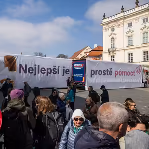Hnutí pro život neuspělo u soudu proti odpůrcům. A tak místo jednoho pochodu vyslalo hned dvaadvacet