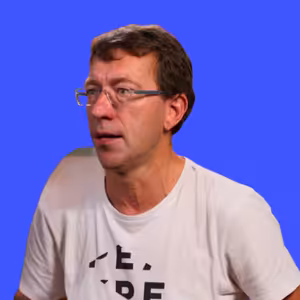 Jiří Hynek - Pro Rusy tu zákony neplatí. Putinovi lidé dál perou peníze v Česku