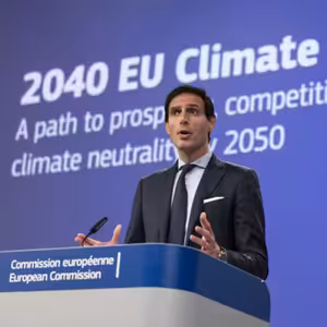 INESS do UCHA #74: Emisných 90 % je mimo reality