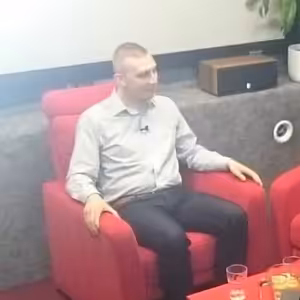 9 - Lukáš Hakoš - Do hlubin elektronické pošty