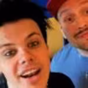 Rozhovor Jindry Ekla s britským zpěvákem Yungbludem