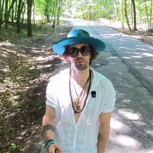 Jerguš Oravec: Letná prechádzka na Kamzíku