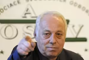 Jsem přesvědčený, že protesty můžou vést ke konci vlády, říká odborář Dufek