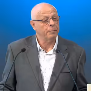 Vítězslav Vurst • Všechno je jinak