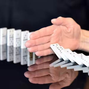 INESS na DNES #1: Koho v kríze podporiť?