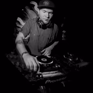 Konflict - Messiah (ROBX Mashup Bootleg)