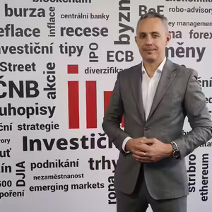 Petr Novotný (Investičníweb.cz): Páteční slova šéfa Fedu investory nepotěšila, souboj akciových medvědů s býky pokračuje