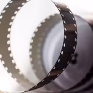 Filmové obrazy ekonomické transformace po r. 1989 v ČR, na Slovensku a v Polsku