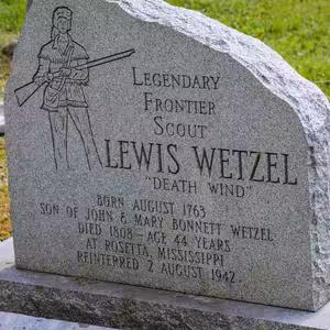 Bílý partyzán Lewis Wetzel