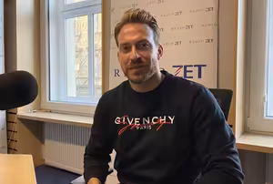 Zdravotní škola byla pro mou kadeřnickou práci skvělý základ, říká Tomáš Arsov